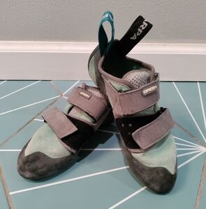 Scarpa Origin Climbing Shoes Womens Kids Size US 4, Euro 35.5